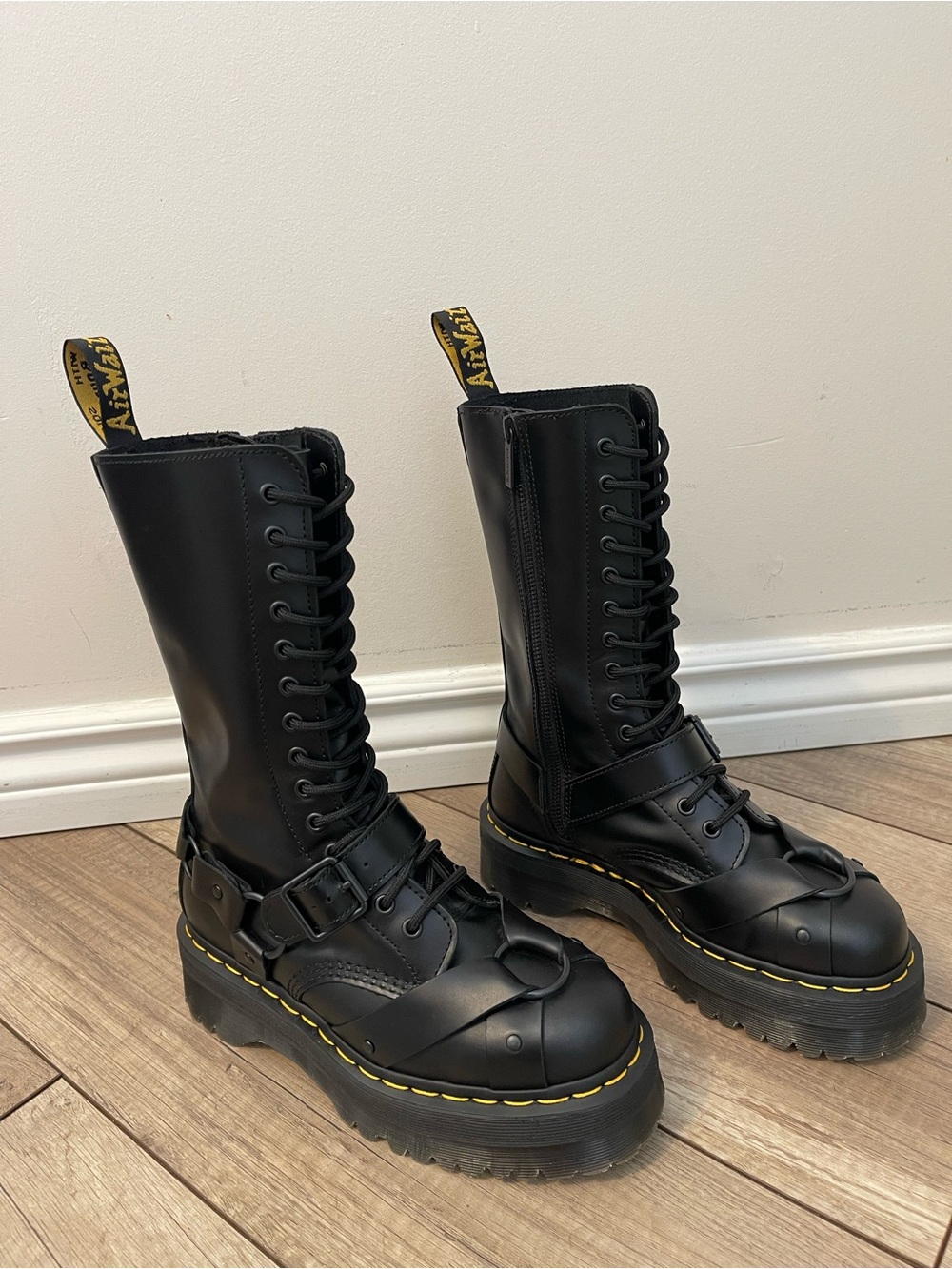Dr. Martens Black Leather Lace-Up Platform Boots with Yellow Stitching size US 8 - Picture 6 of 16